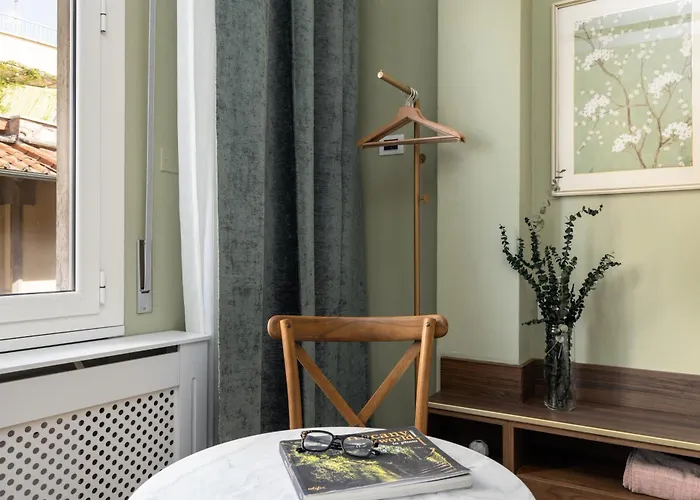 Magnolia By Maison * Florence